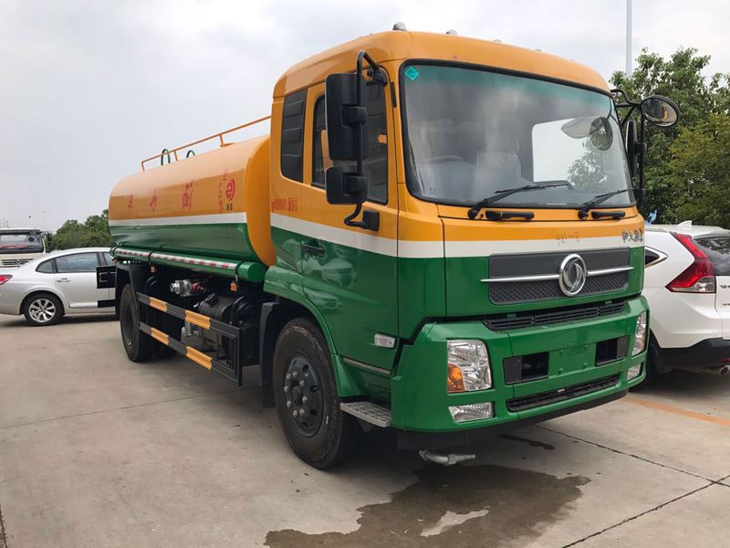 12����12�����|�L���\�G����ˮ܇�DƬ