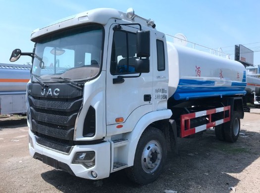 �����񠖰l(f��)(K5)12���G����ˮ܇(ch��)�S(ch��ng)�҃r(ji��)��2