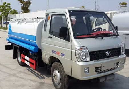 С�͞�ˮ܇(ch��)ҕ�l_3���r(sh��)�L(f��ng)�L(f��ng)��С�͞�ˮ܇(ch��)4