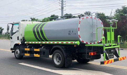 ����10���|�L(f��ng)�A��T1��ˮ܇�DƬ