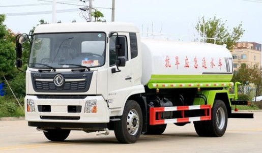 �|�L(f��ng)���\��(gu��)��12����ˮ܇�DƬ