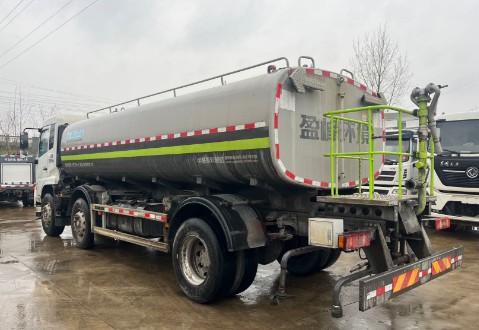 ���֖|�L���\20����ˮ܇_�������ؿ�20����ˮ܇4